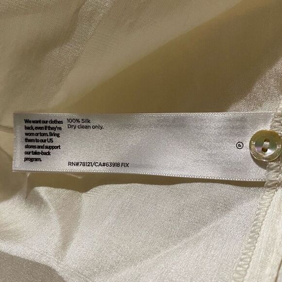 Eileen Fisher 100% Silk Cream Mandarin Collar Button Up Top NWT Size Extra Large - Picture 4 of 5